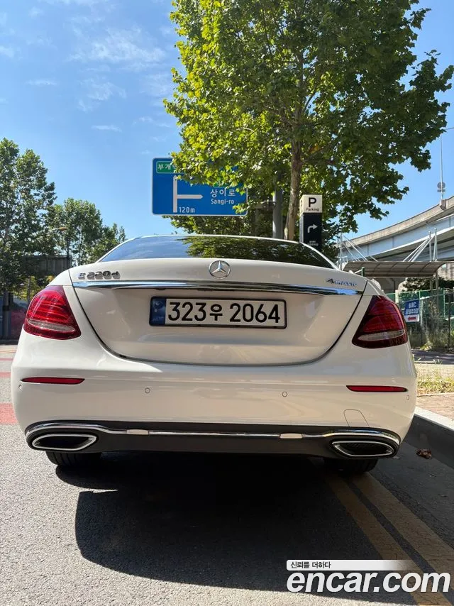 Mercedes-Benz E-Класс 2017 thumb 4
