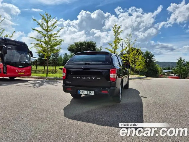KG_Mobility_Ssangyong Rexton 2022 thumb 2