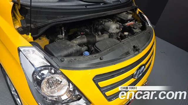 Hyundai Starex 2017 thumb 6