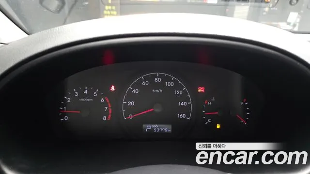 Hyundai Starex 2017 thumb 8