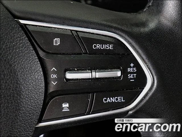 Hyundai Santa Fe 2019 thumb 10