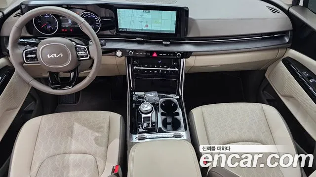 Kia Carnival 2023 thumb 6