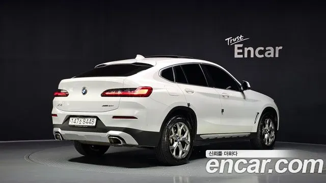 BMW X4 2022 thumb 2