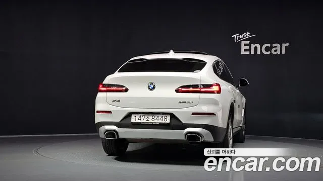 BMW X4 2022 thumb 4