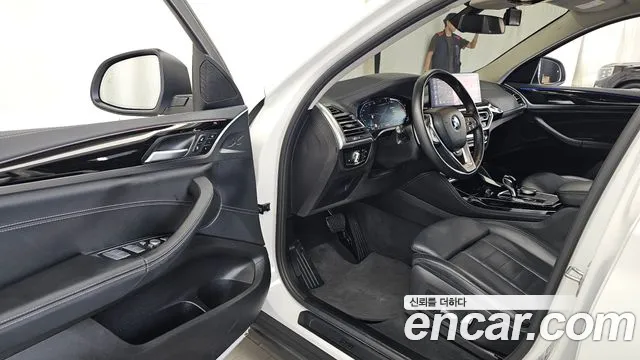 BMW X4 2022 thumb 10