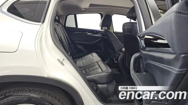 BMW X4 2022 thumb 12