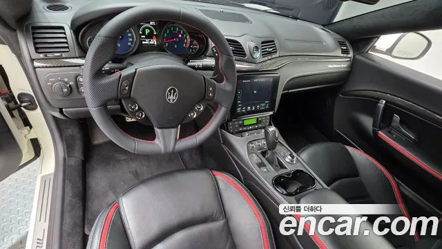 Maserati GranTurismo 2019 thumb 7