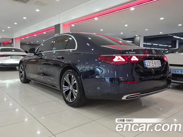 Mercedes-Benz E-Класс 2024 thumb 2