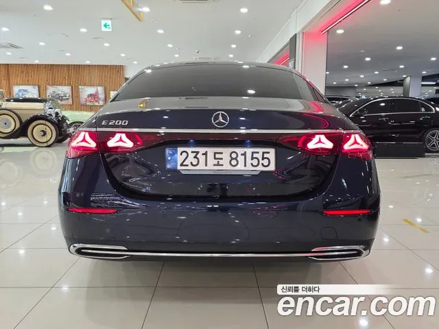 Mercedes-Benz E-Класс 2024 thumb 4