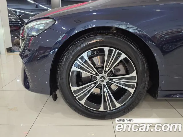 Mercedes-Benz E-Класс 2024 thumb 5