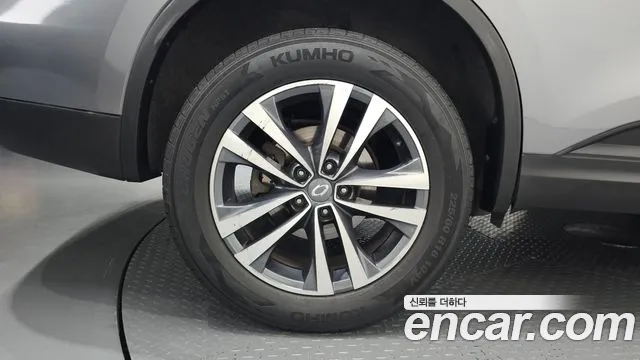 Renault-KoreaSamsung Koleos 2016 thumb 4