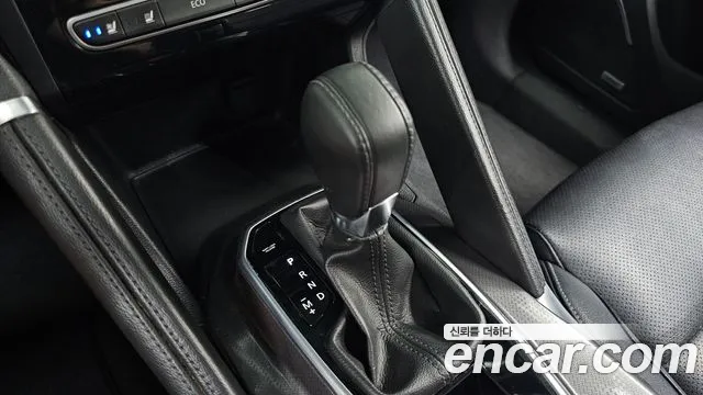 Renault-KoreaSamsung Koleos 2016 thumb 8