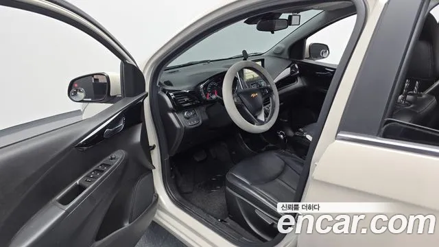 ChevroletGMDaewoo Spark 2017 thumb 9