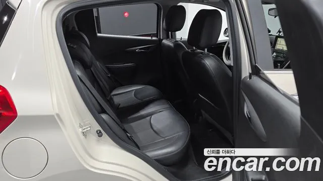 ChevroletGMDaewoo Spark 2017 thumb 10