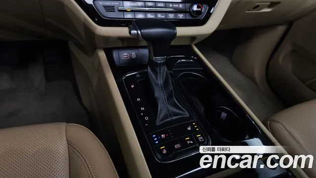 Kia Carnival 2017 thumb 9