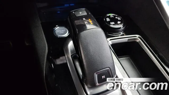 Peugeot 3008 2017 thumb 9