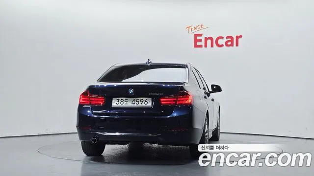 BMW 3-Series 2014 thumb 4