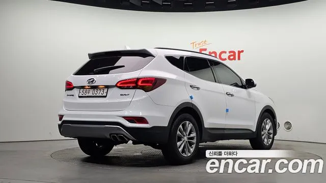 Hyundai Santa Fe 2016 thumb 2