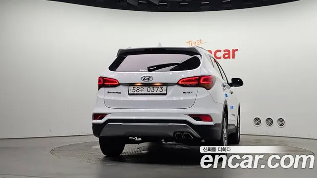 Hyundai Santa Fe 2016 thumb 4