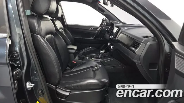 KG_Mobility_Ssangyong Rexton 2021 thumb 11