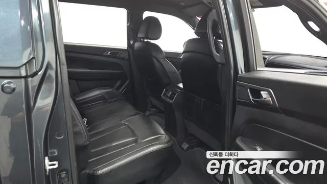 KG_Mobility_Ssangyong Rexton 2021 thumb 12