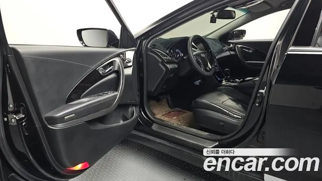 Hyundai Grandeur 2011 thumb 10