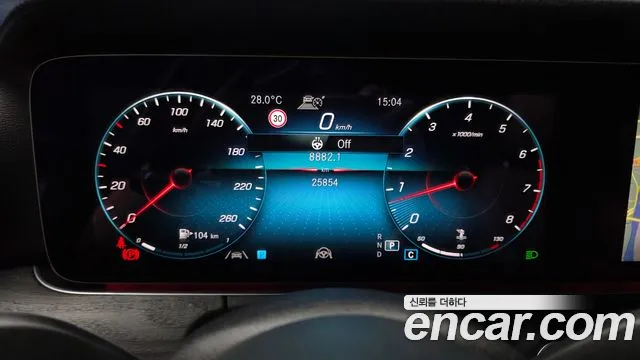 Mercedes-Benz E-Класс 2023 thumb 8