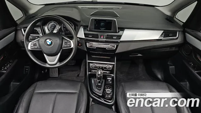 BMW 2-Series 2020 thumb 6