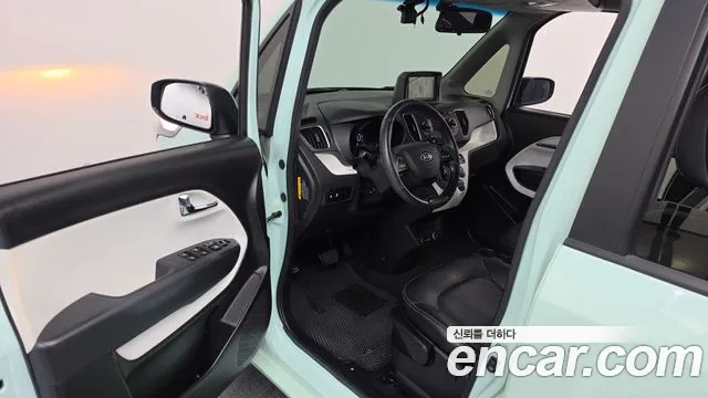 Kia Ray 2012 thumb 10