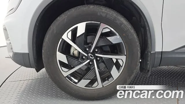 Renault-KoreaSamsung Koleos 2023 thumb 5