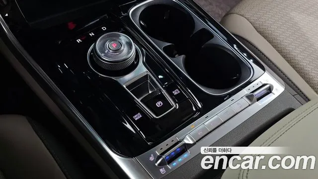 Kia Carnival 2022 thumb 8