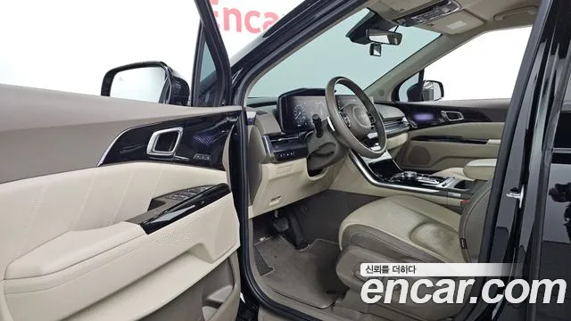 Kia Carnival 2022 thumb 9