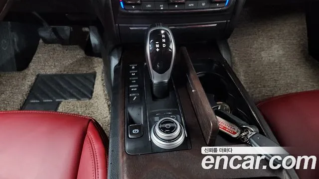 Maserati Ghibli 2018 thumb 9