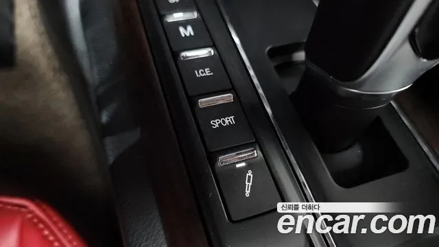 Maserati Ghibli 2018 thumb 12