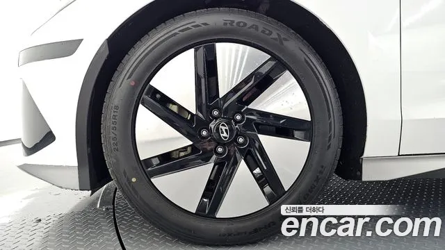 Hyundai IONIQ 6 2022 thumb 4