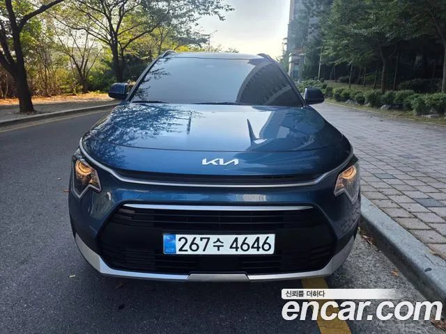 Kia Niro 2022 thumb 3