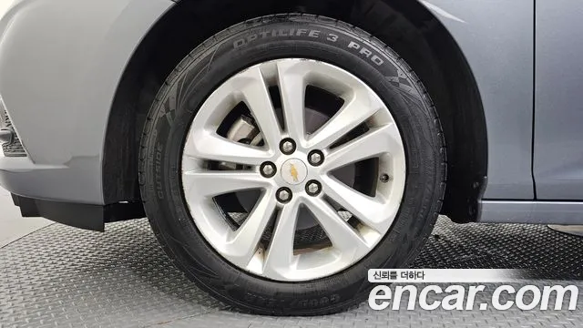 ChevroletGMDaewoo Cruze 2017 thumb 5
