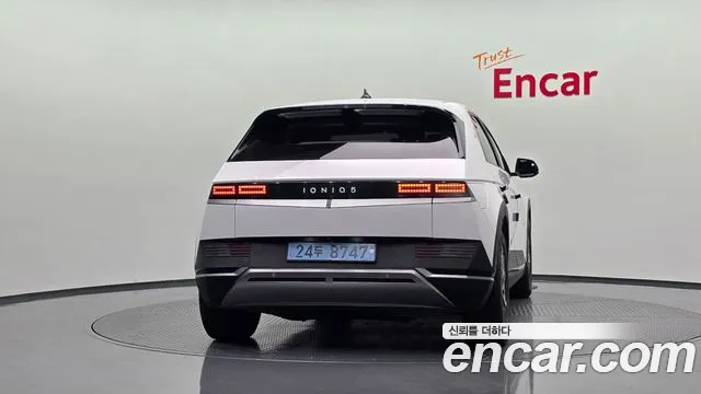 Hyundai IONIQ 5 2022 thumb 3
