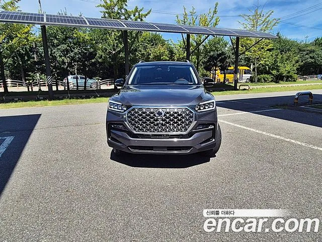 KG_Mobility_Ssangyong Rexton 2023 thumb 3