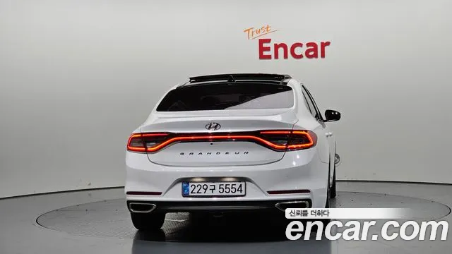 Hyundai Grandeur 2019 thumb 4