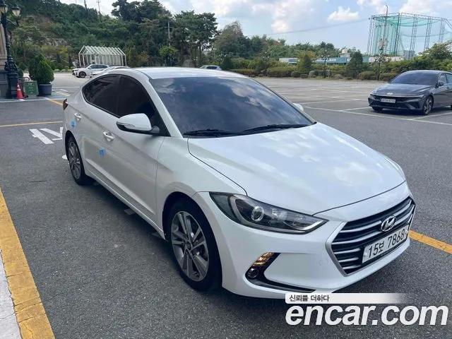 Hyundai Avante 2017 thumb 3
