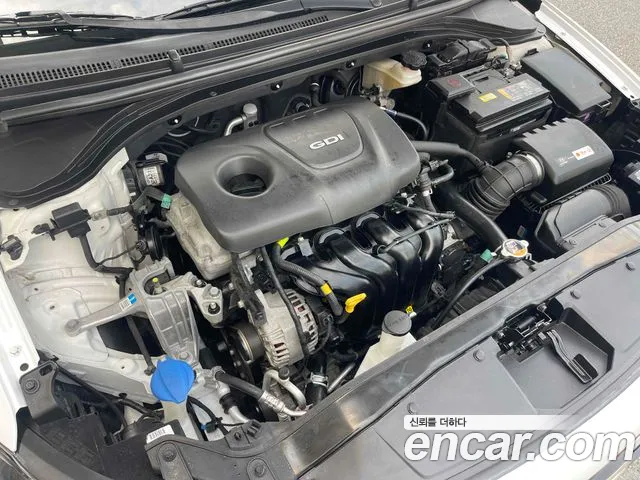 Hyundai Avante 2017 thumb 8