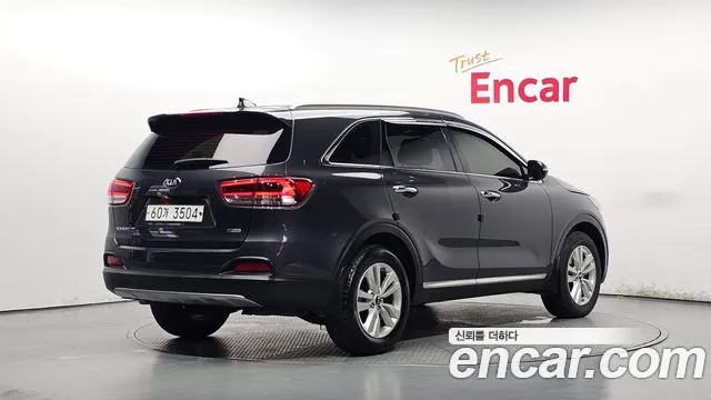 Kia Sorento 2017 thumb 2