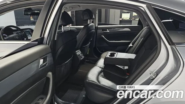Hyundai Sonata 2016 thumb 11