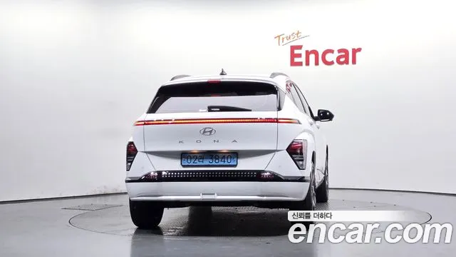 Hyundai Kona 2025 thumb 4