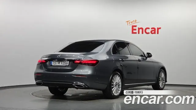 Mercedes-Benz E-Класс 2021 thumb 2