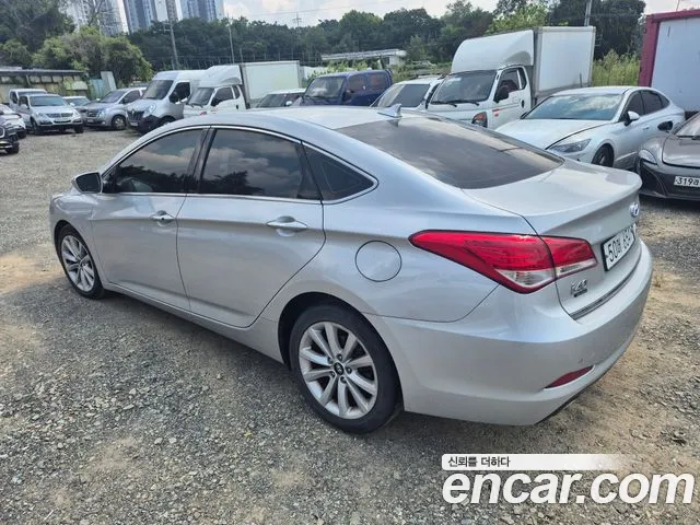 Hyundai i40 2012 thumb 3