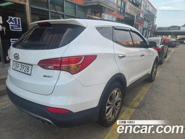 Hyundai Santa Fe 2013 thumb 4