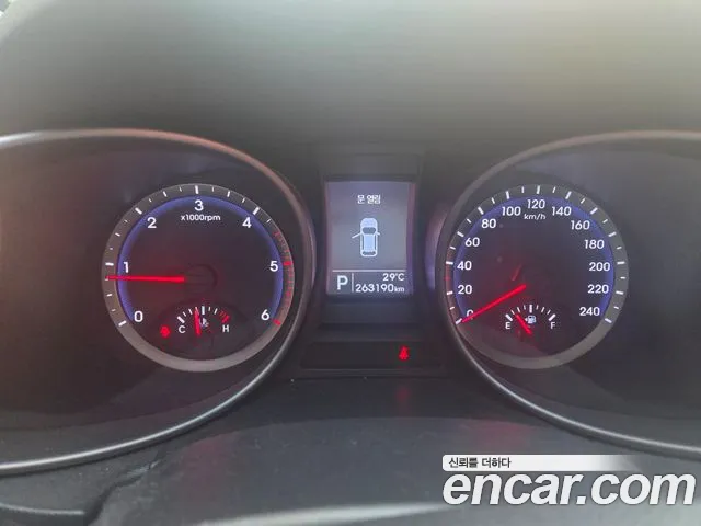 Hyundai Santa Fe 2013 thumb 7