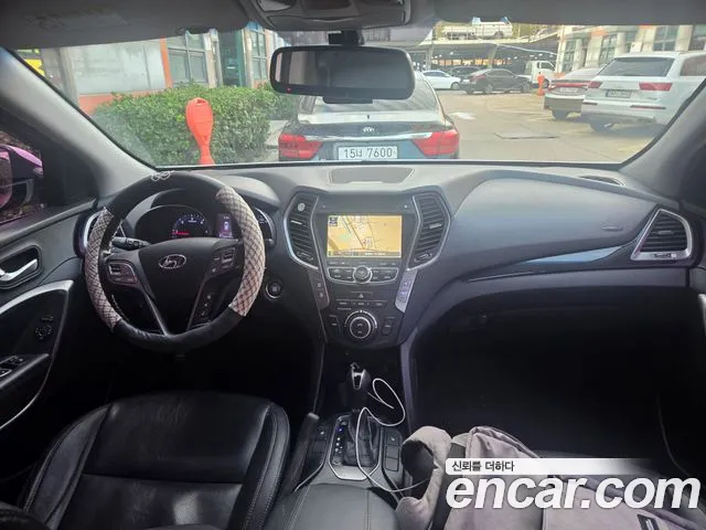 Hyundai Santa Fe 2013 thumb 8